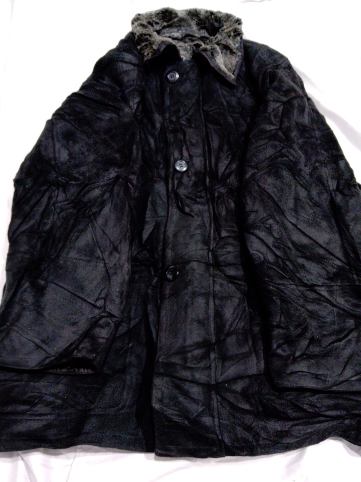 Unbranded schwarzer Fellkragenmantel