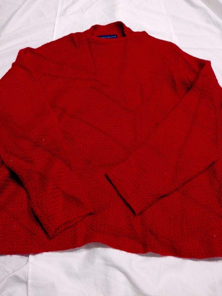 Pull en laine rouge à col roulé Karen Scott