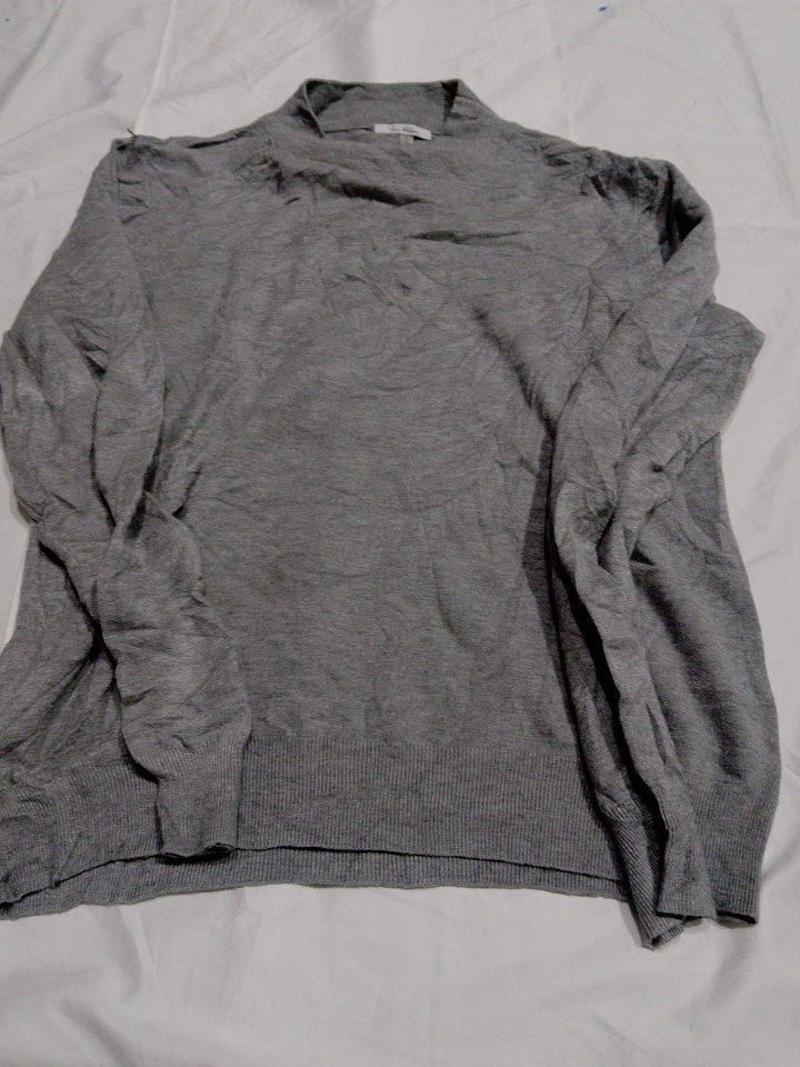 Vanquish Gray Mock Neck Sweater
