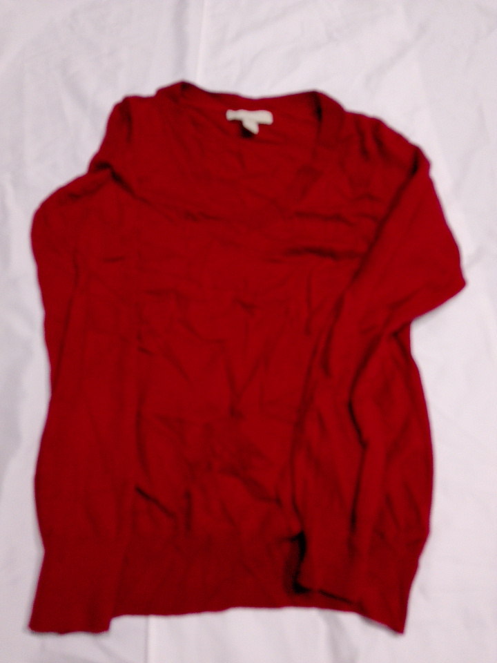 Pull à col en V rouge Banana Republic