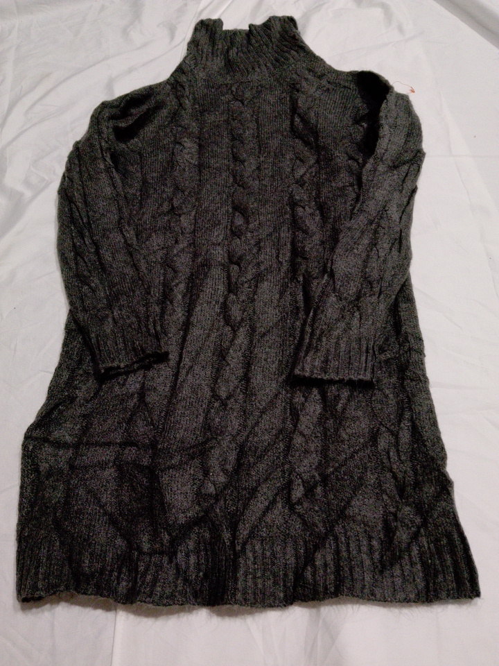 Pull à col roulé en tricot câblé RCM WIP