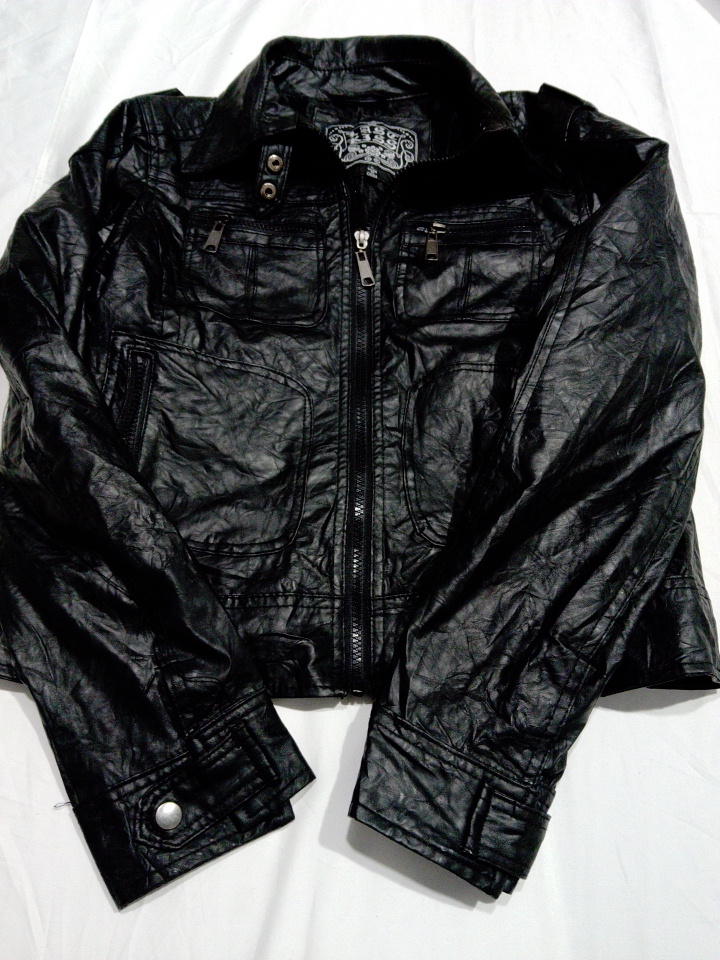 Jaqueta de Couro Sintético Preto Last Kiss