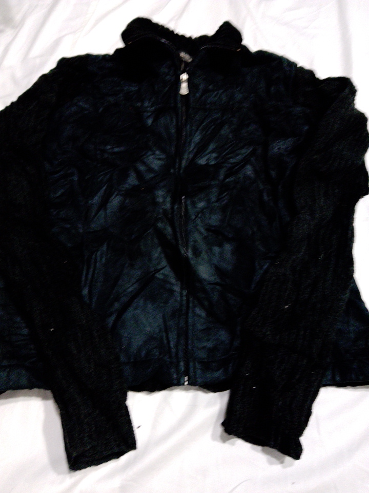 Veste à capuche en fausse fourrure noire non marqu..