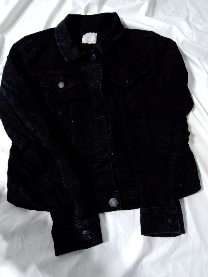 Veste en denim noir sans marque