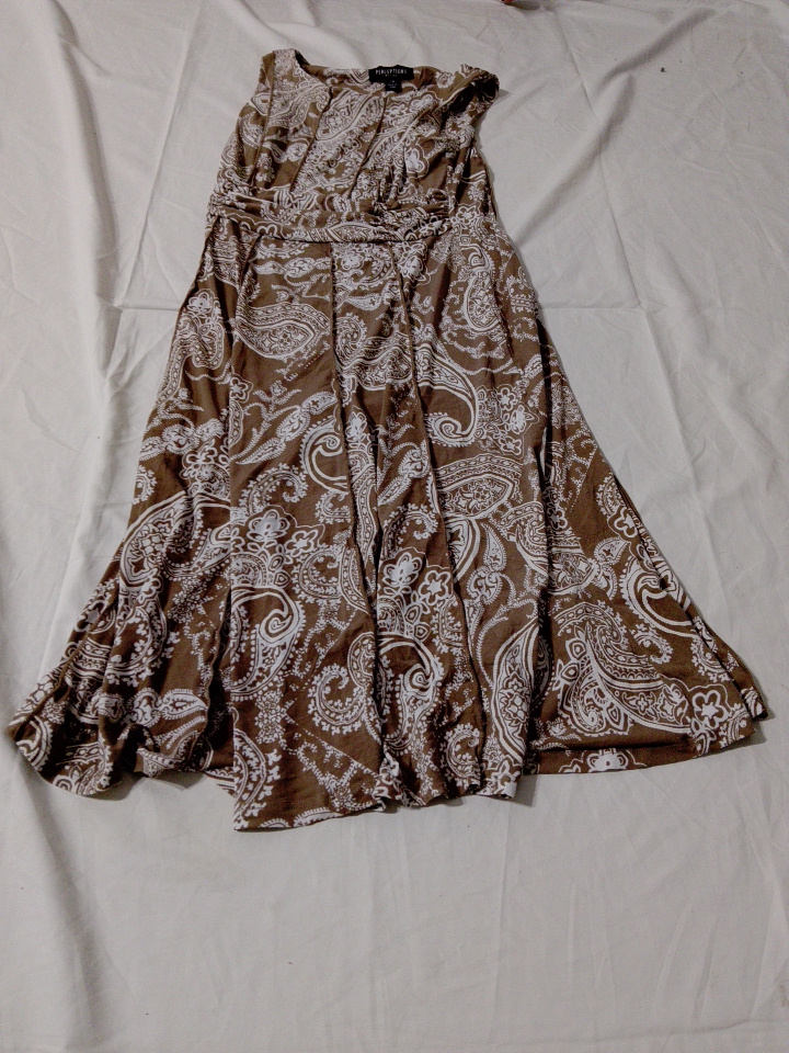 Perceptions Petite Brown Paisley Maxi Dress