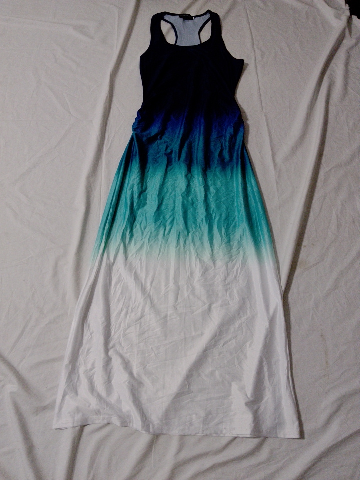 Vrose Flosi Gradient Maxi Dress