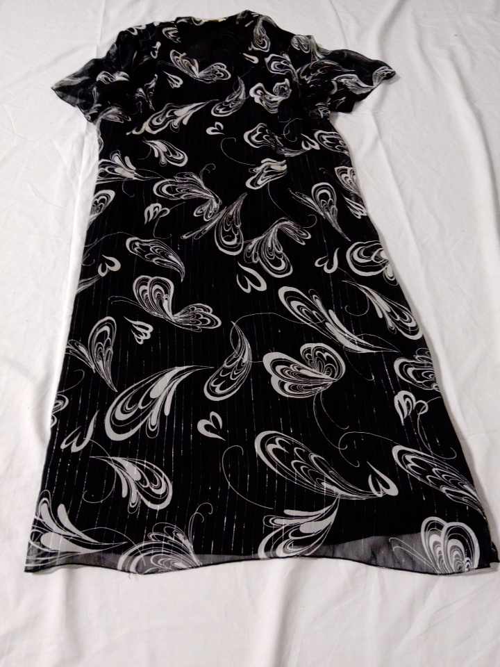 Robe midi à imprimé papillon noir Compliments