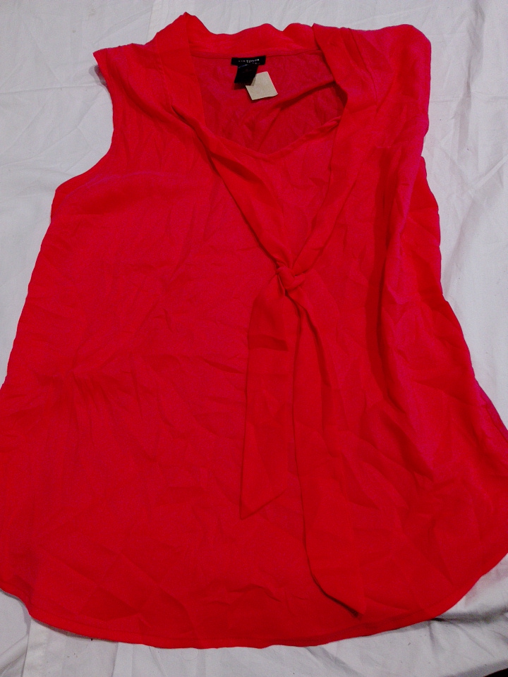 Blusa avvolgente rossa senza maniche Ann Taylor