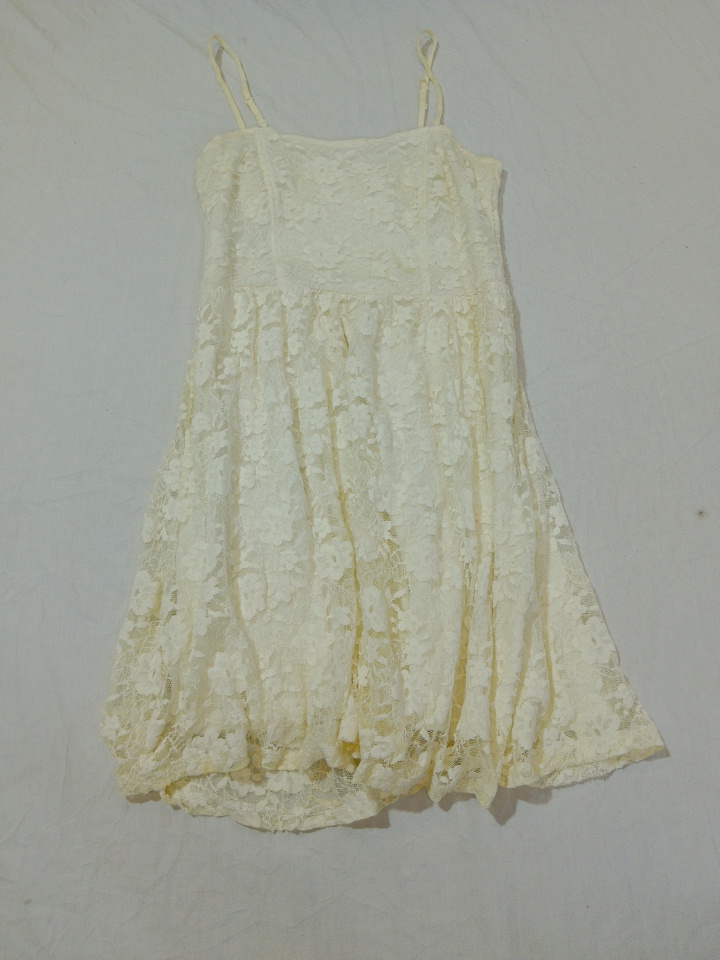 Robe nuisette en dentelle Garage