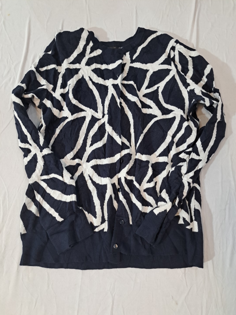 Ann Taylor Factory Black and White Geometric Cardi..