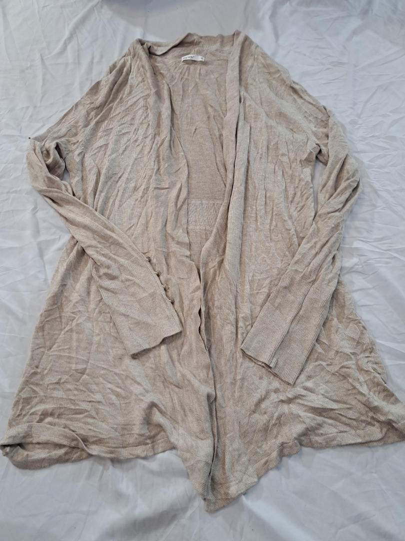 Spicy Sanddia Beige Knit Cardigan