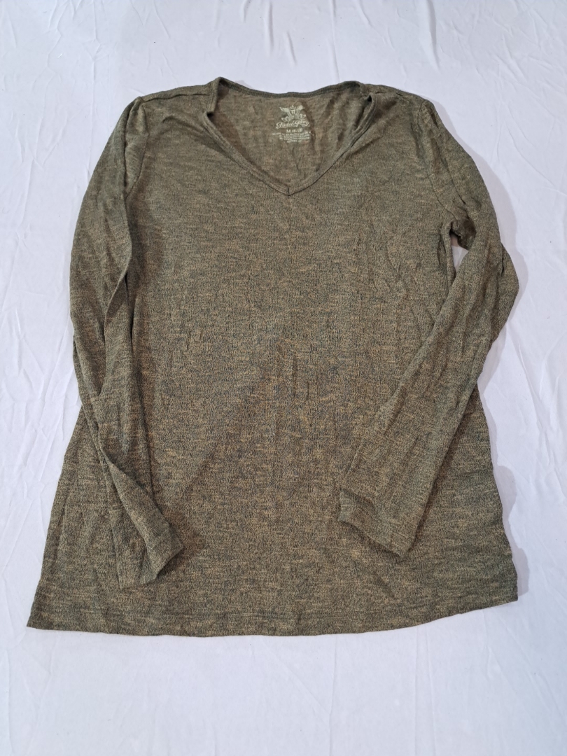 Faded Glory Long Sleeve V-Neck T-Shirt