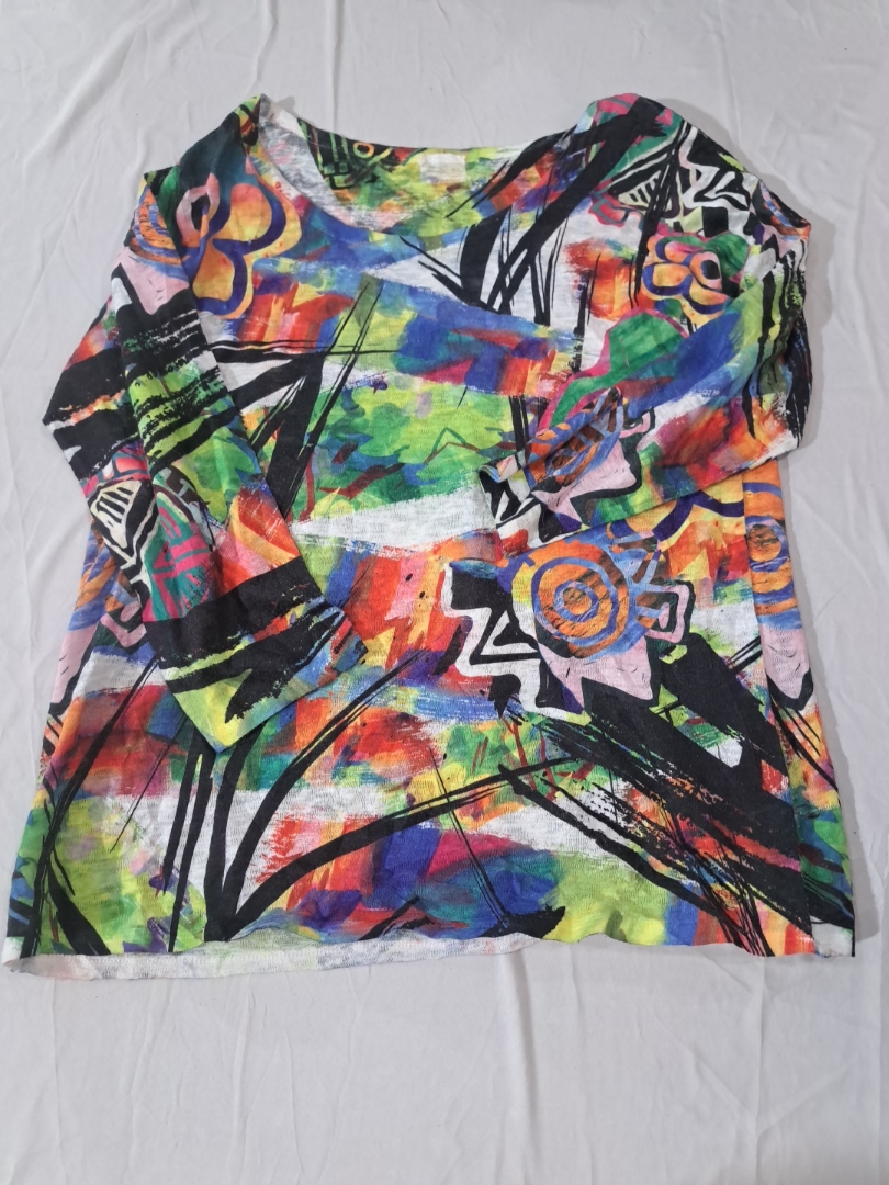 Blusa Impressa Sem Marca