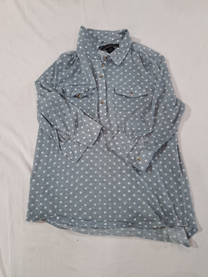 Camisa de Botão com Estampa de Poá Polly & Esther