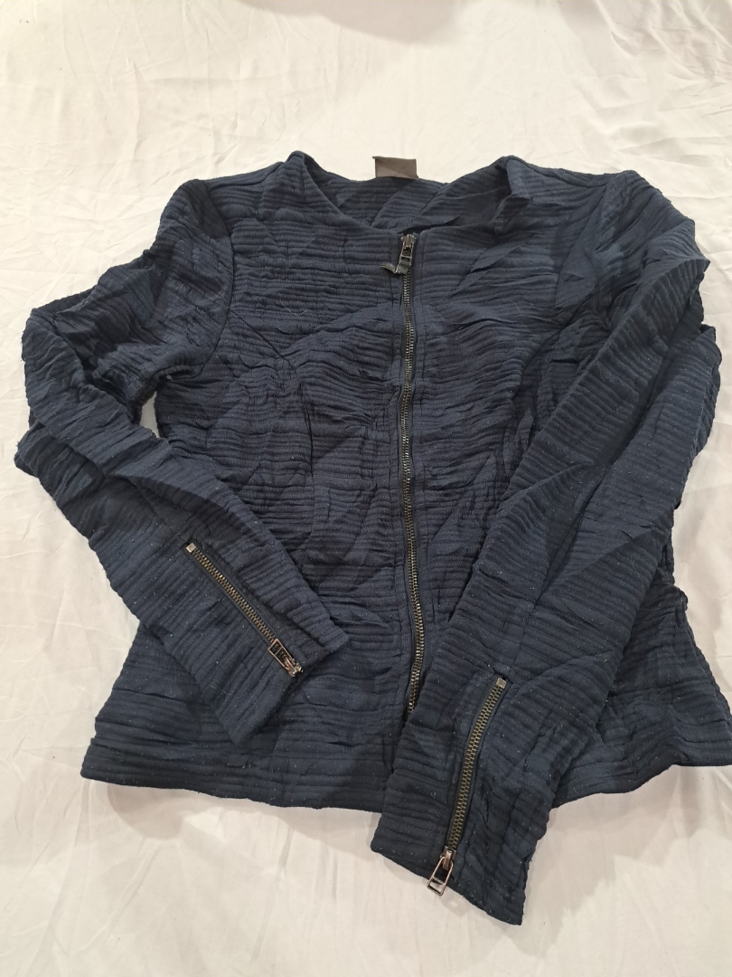 Vero Moda Pleated Zip-Up Jacket