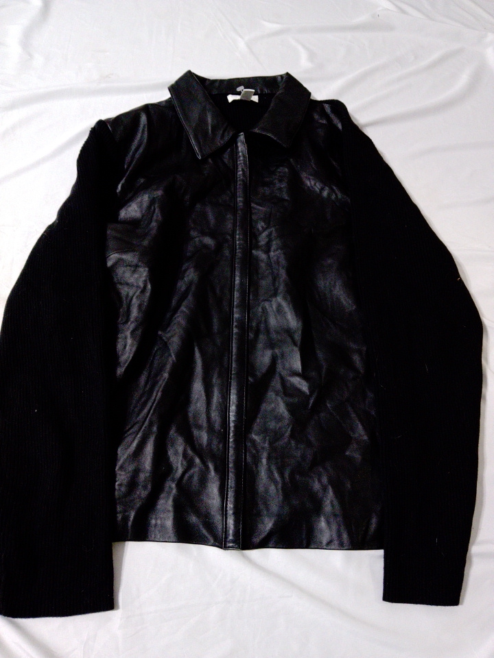 Pull en laine avec des bordures en cuir noir Chart..