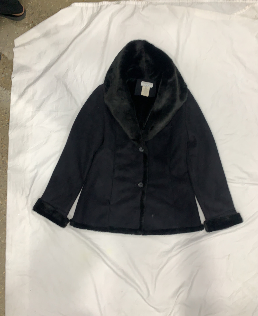 Veste en fausse fourrure noire Covington