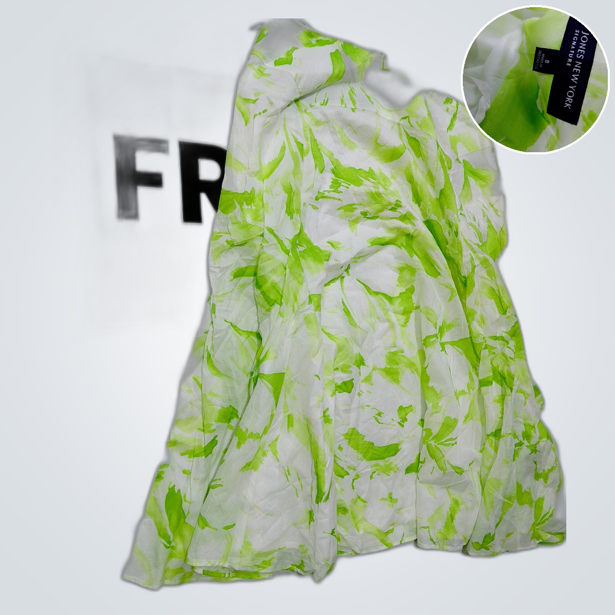 Jones New York Signature Grün- und Weißschal