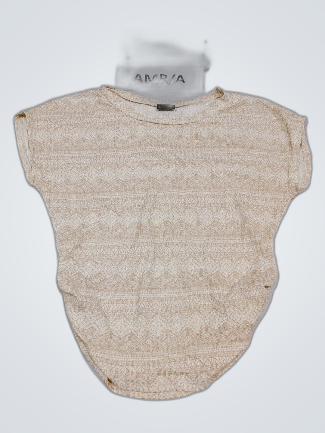 Kanakta Knit Top
