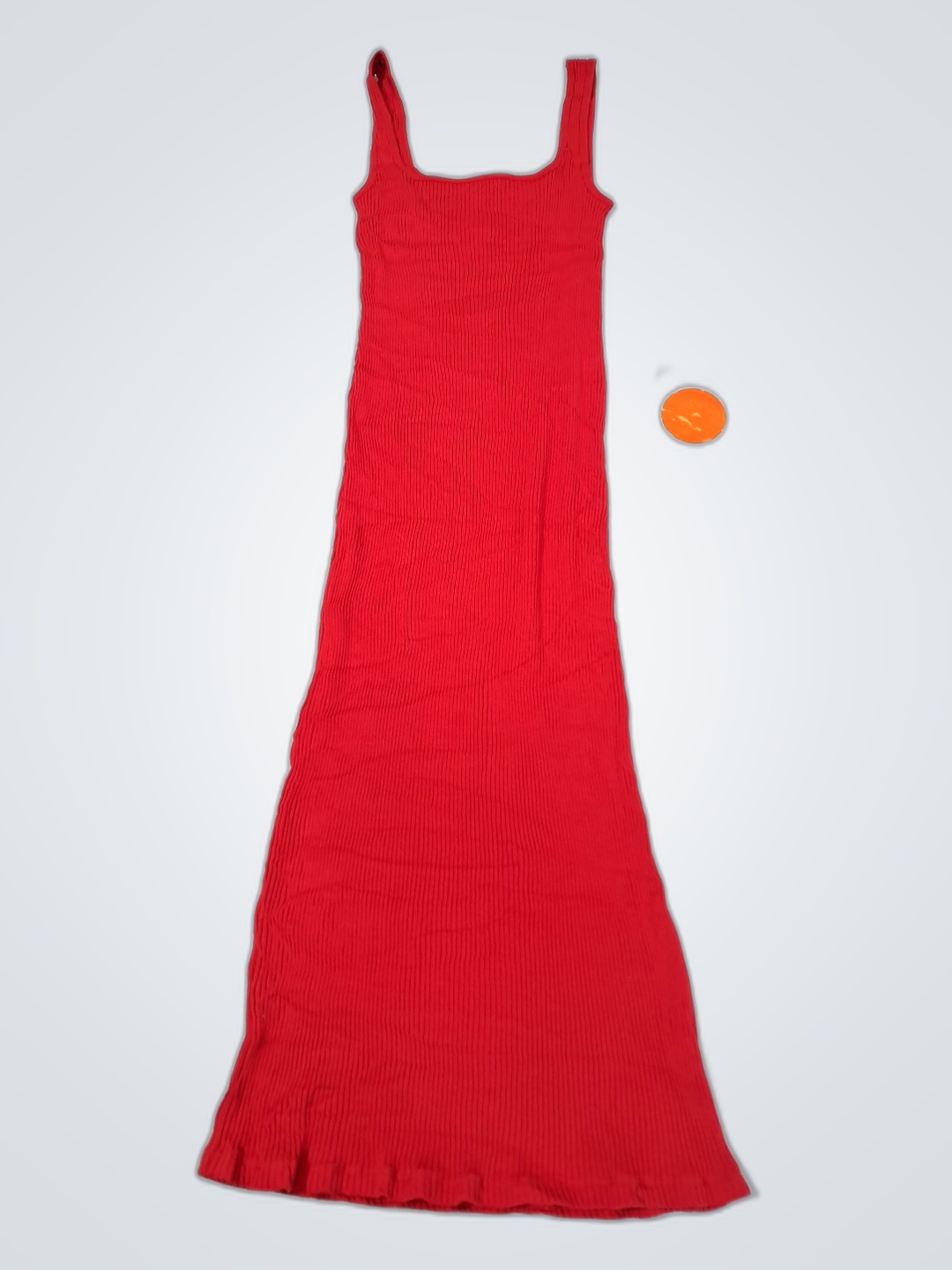 Robe rouge à côtes sans manches