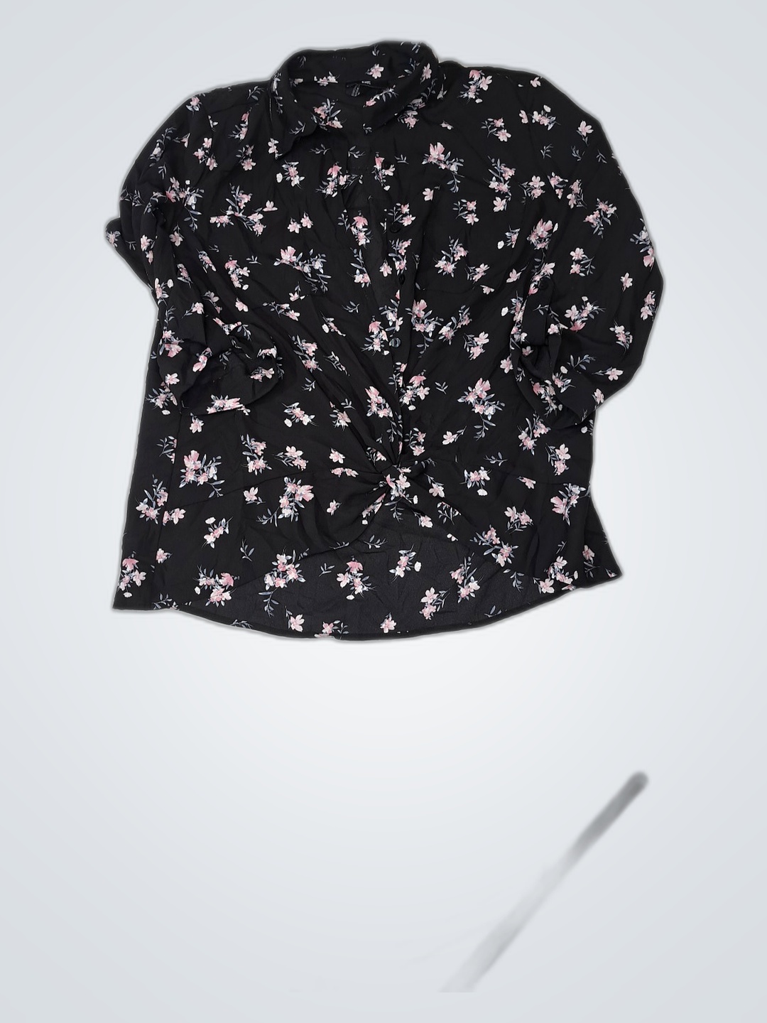 Schwarze Blumenbluse