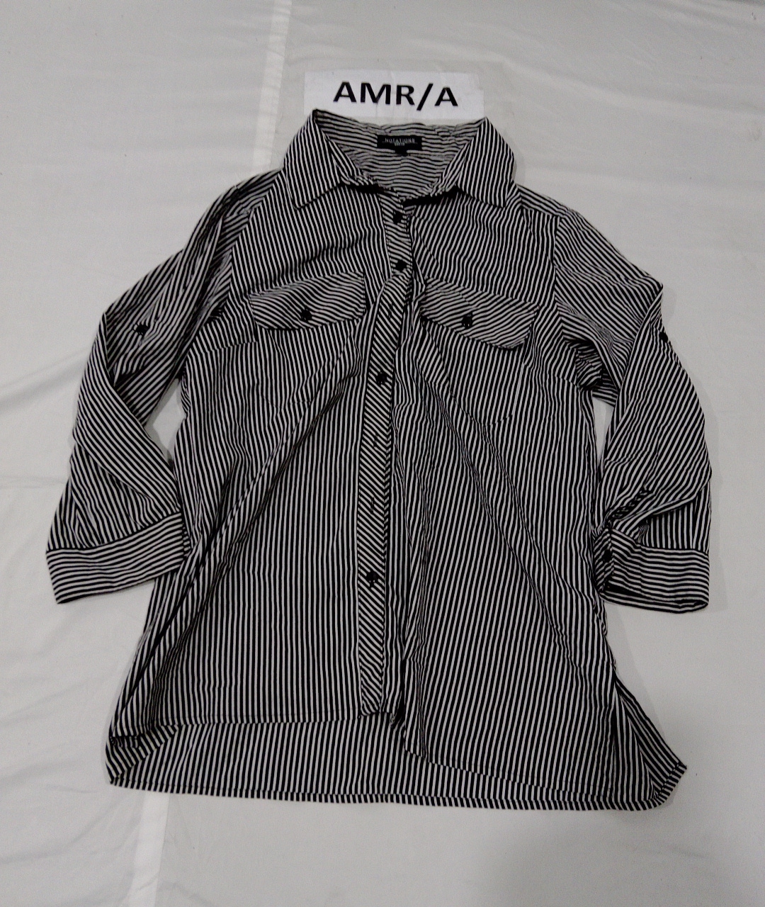 Camisa Listrada Preta e Branca