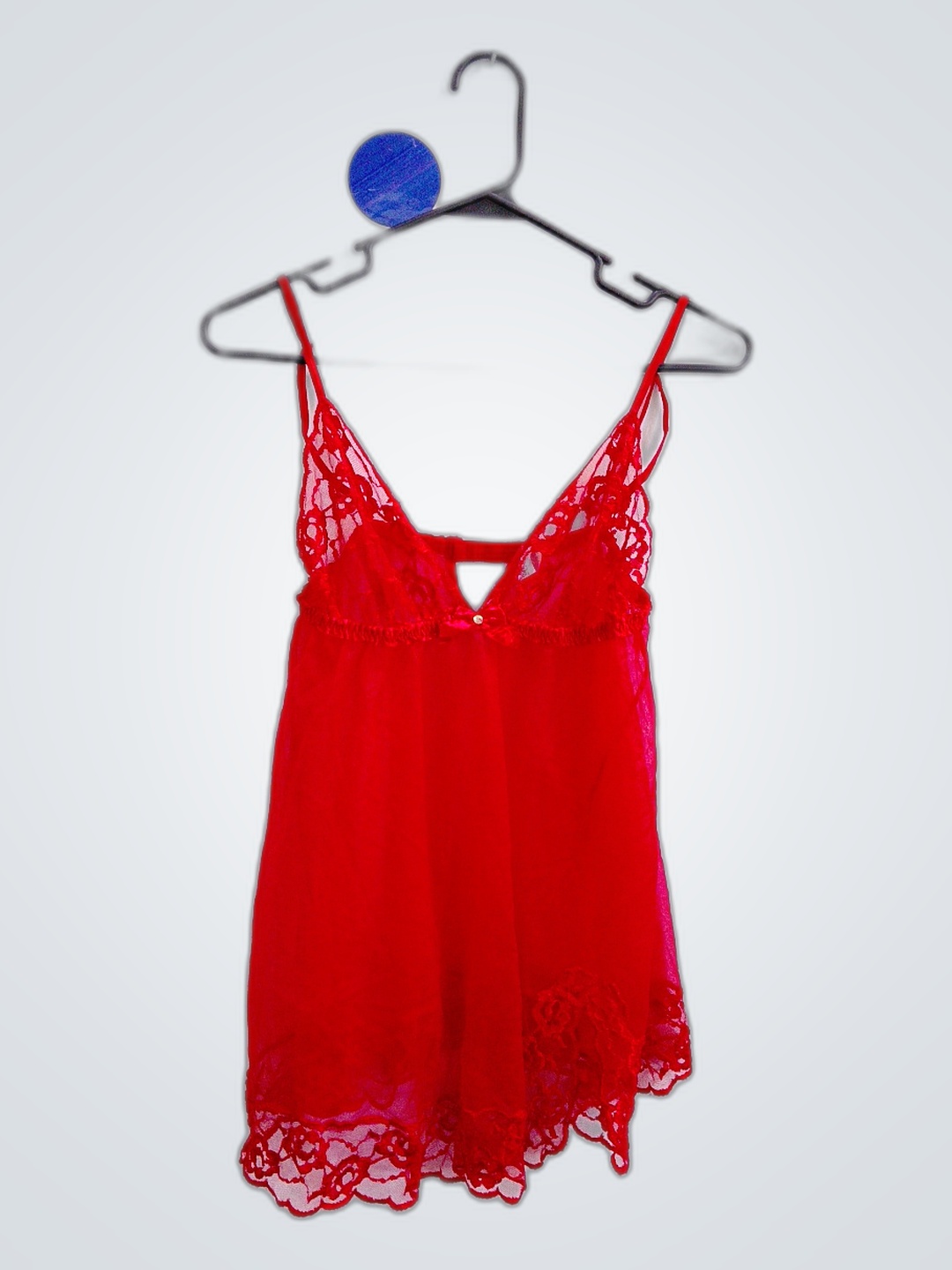 Chemise en dentelle rouge