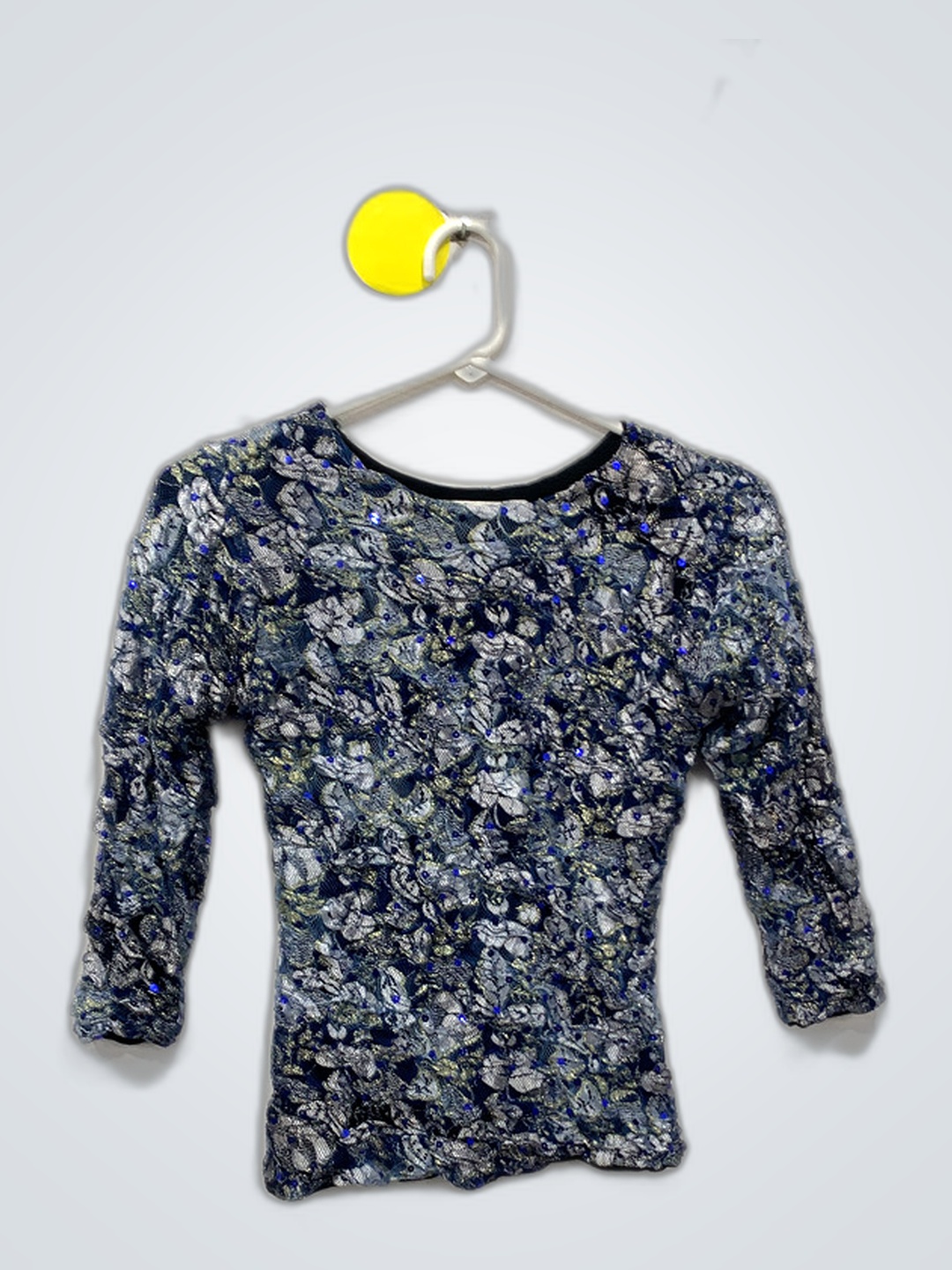 Top a maniche lunghe floreale