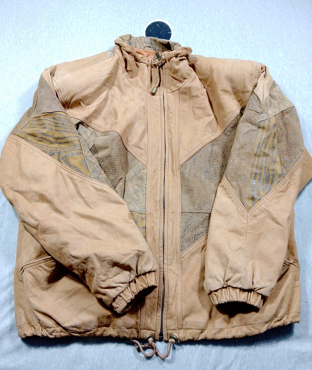 ウィンドリットタンジャケット