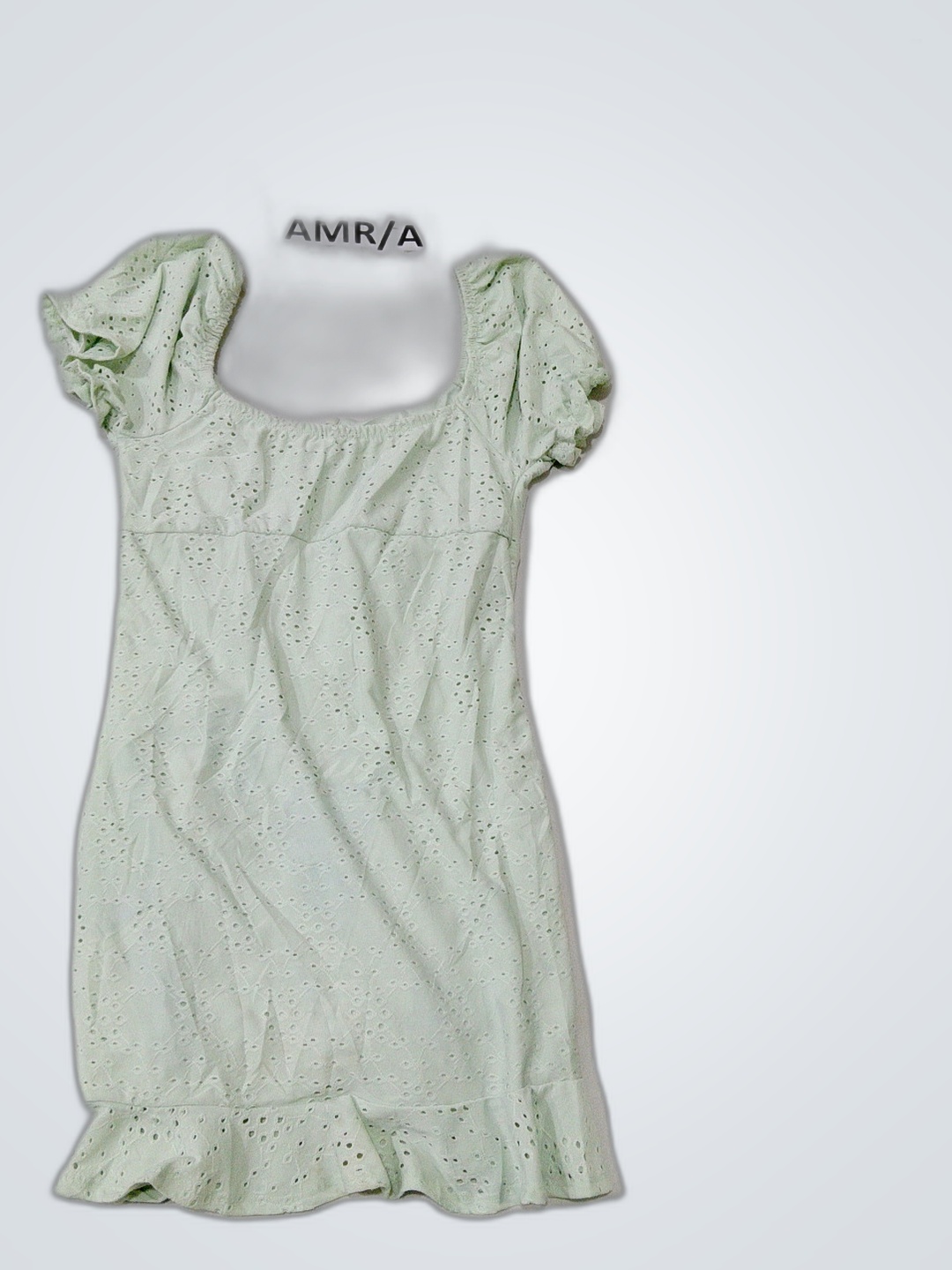 Abito Verde con Occhielli