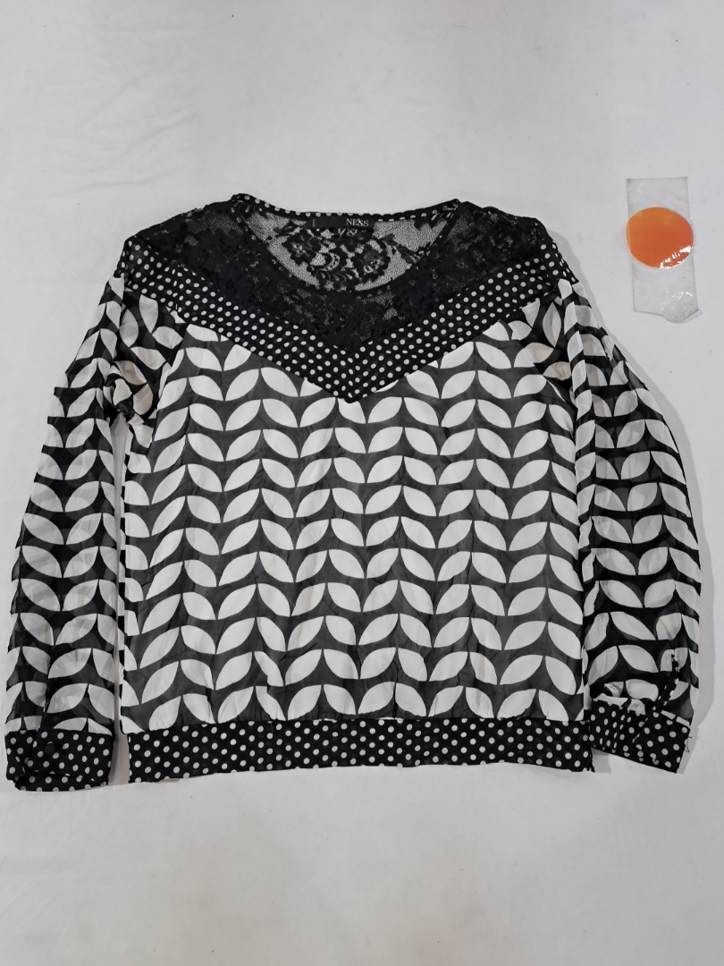 NESS Black and White Patterned Sweater