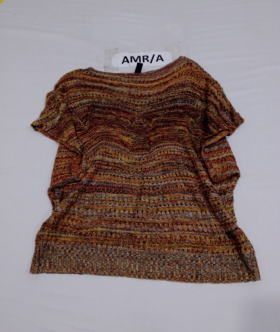 Top a maglia multicolore