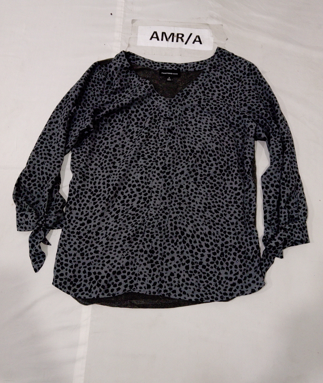 Langärmlige Bluse mit Leopardenmuster