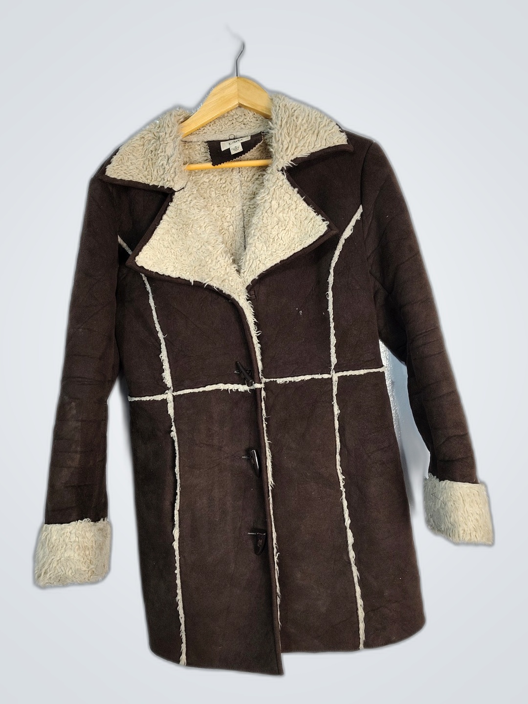 Manteau en fausse fourrure marron