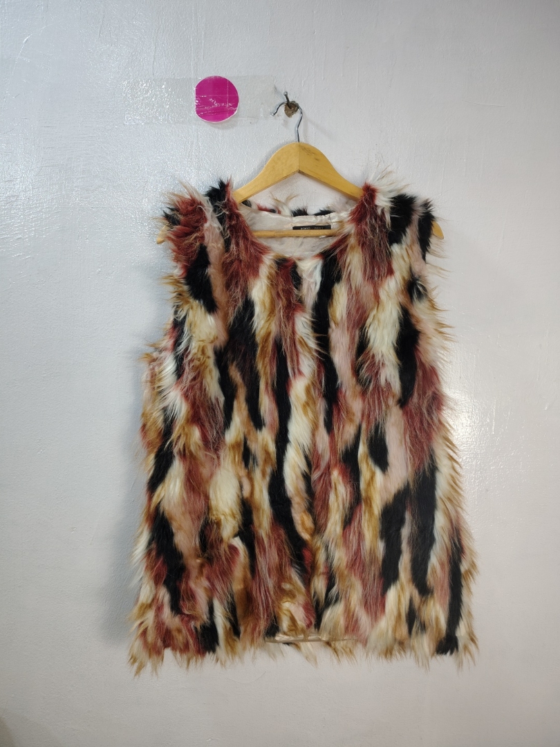 Romeo + Juliet Couture Gilet en Fourrure