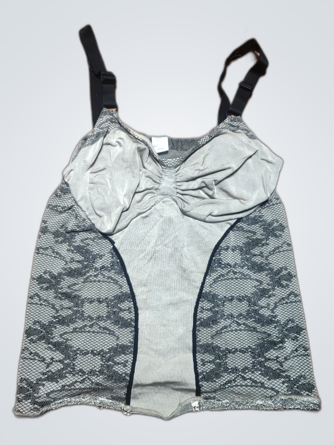 Top en dentelle grise