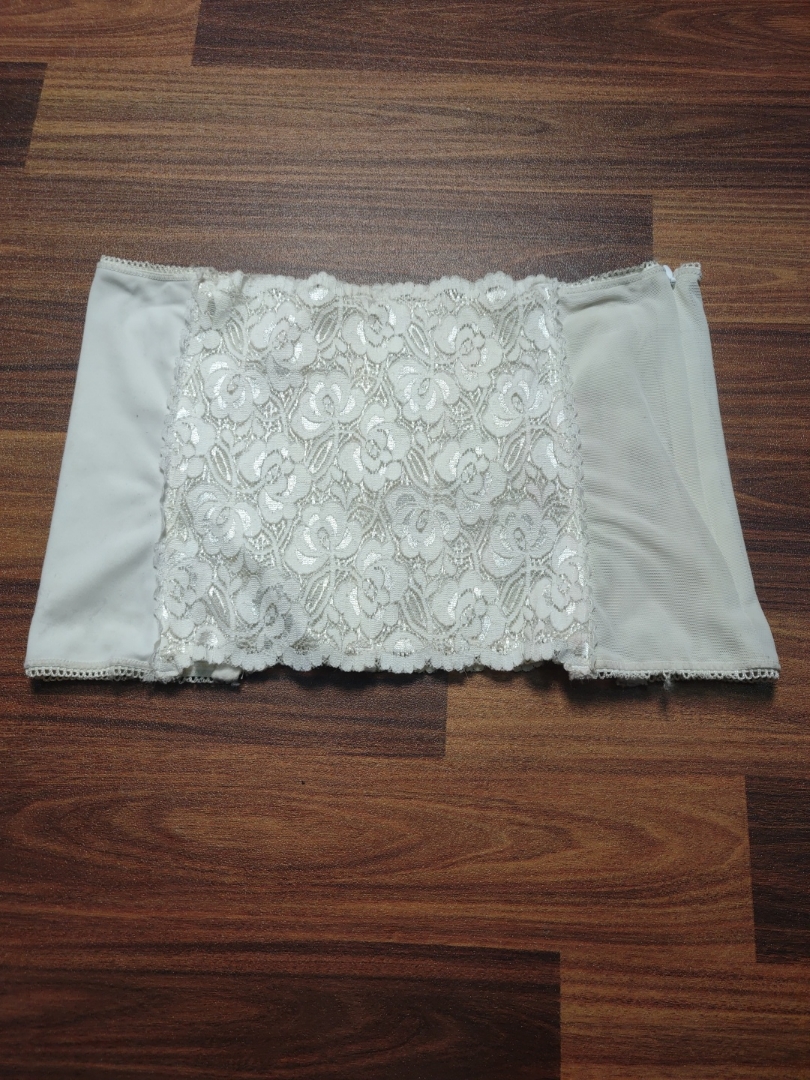 Bandeau bordato in pizzo