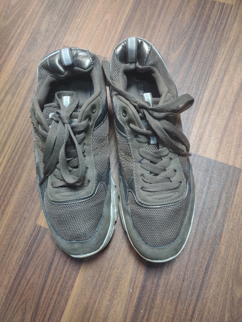 Graceland Brown Sneakers