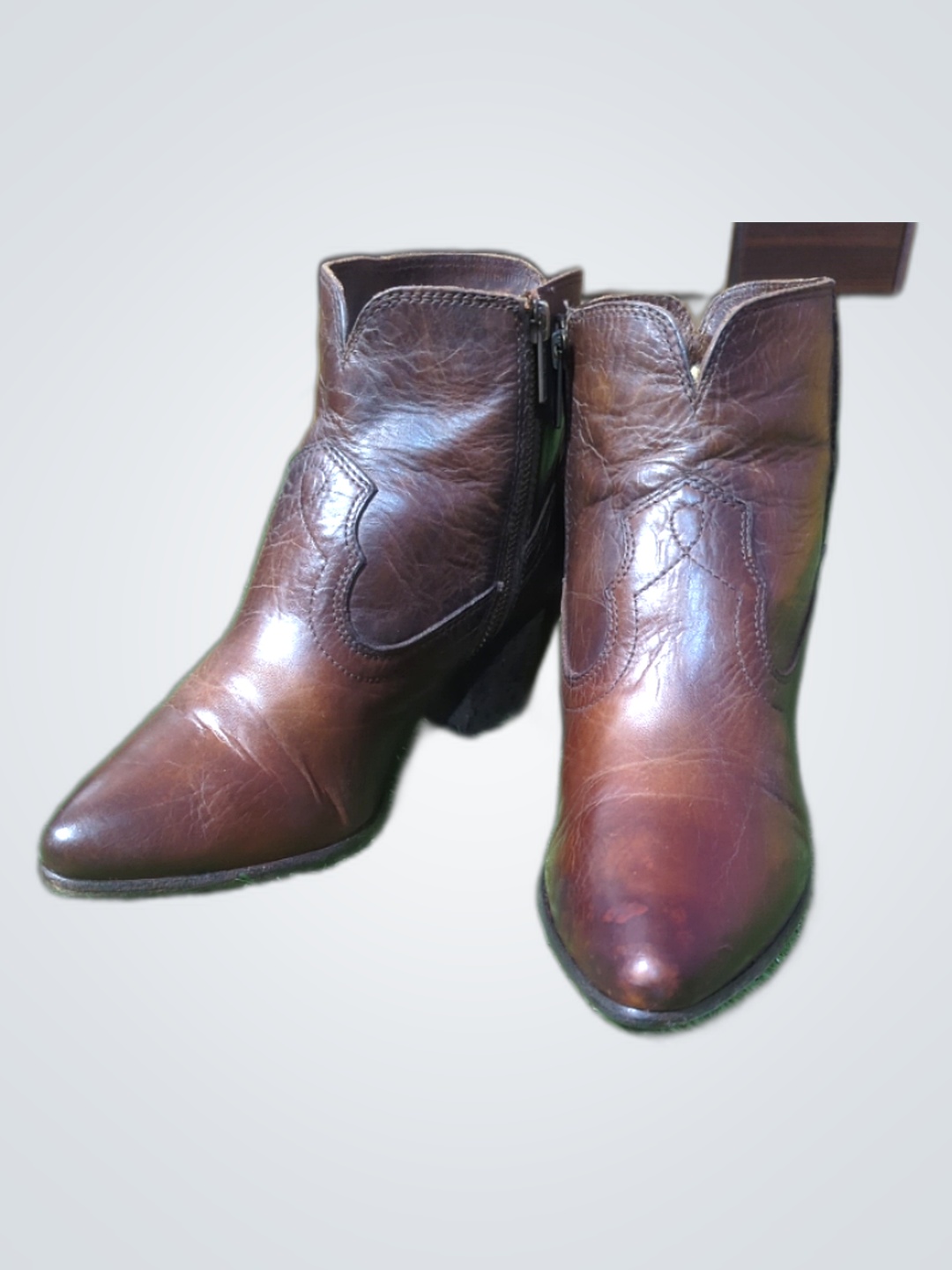 Bottes en cuir marron