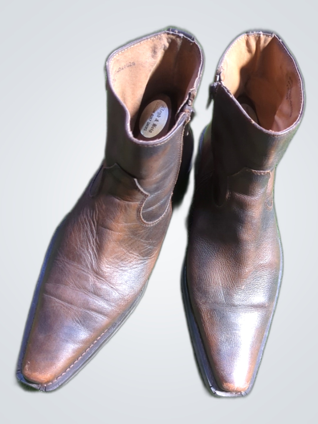 Botas de cuero marrón