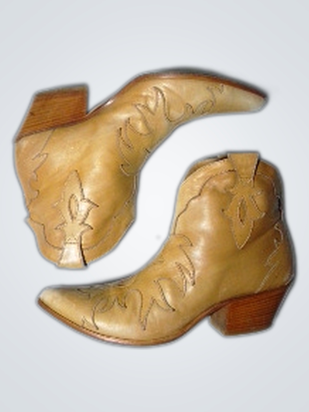 サルヴァトーレ・フェラガモ タン レザー カウボーイ ブーツ