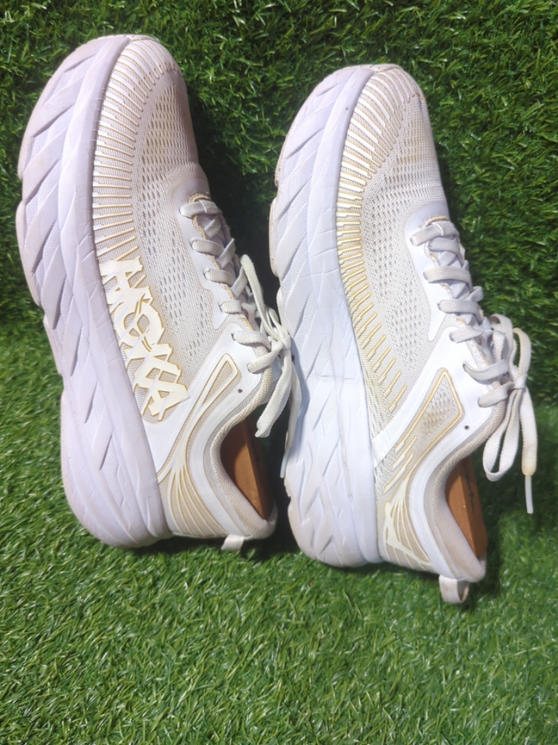 Hoka Bondi 7