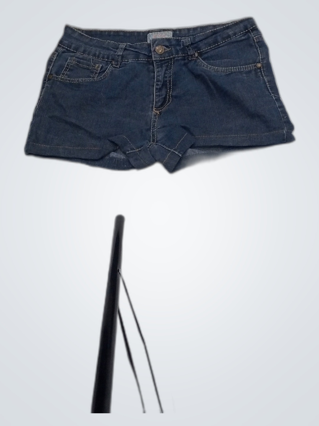 Dark Blue Denim Shorts with Floral Pocket Embroide..