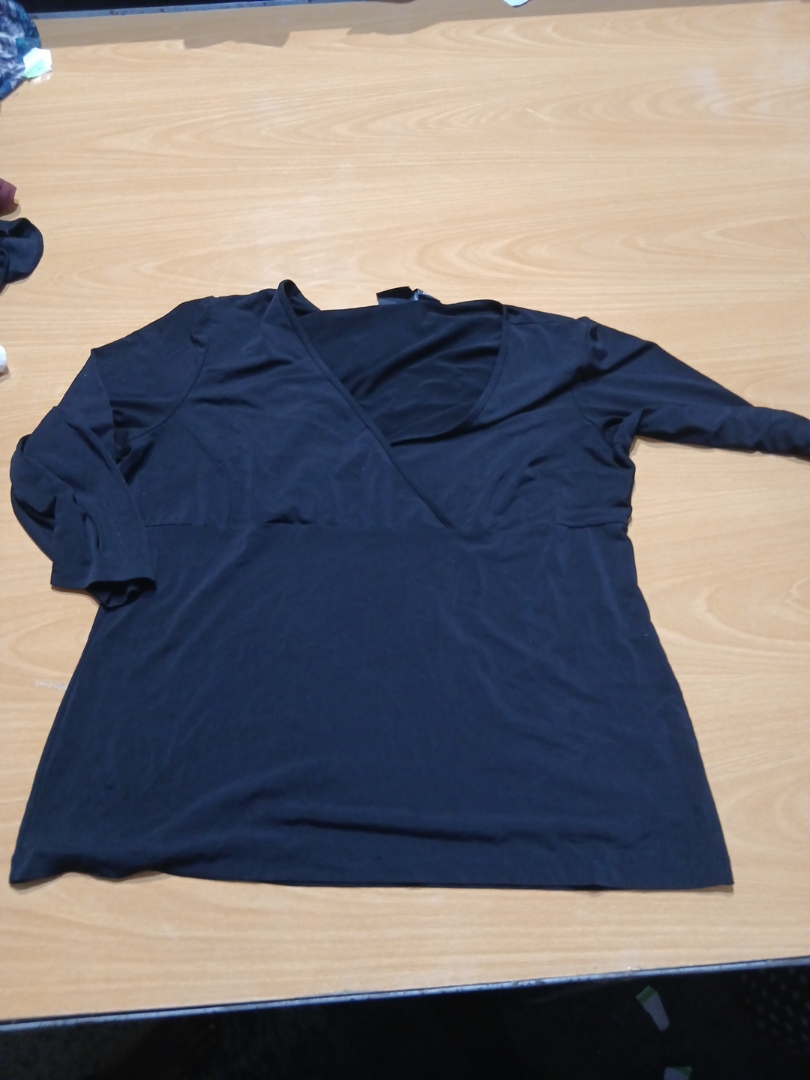 New York & Company Stretch Black Long Sleeve Top