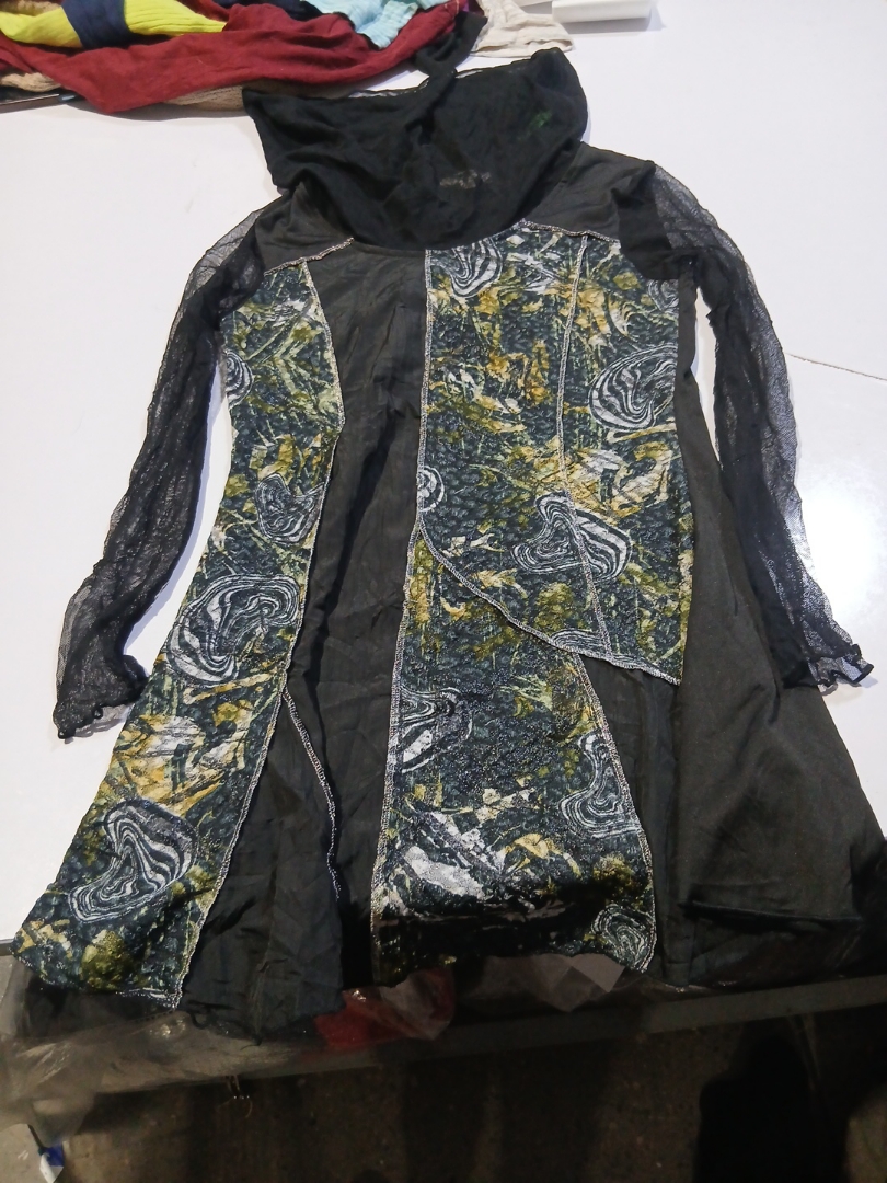 Terra Nostra Femme Black Dress with Print Panels