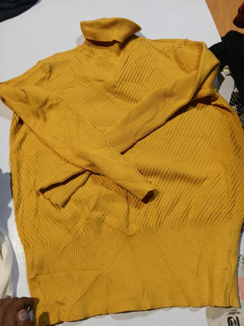 Solitaire Yellow Turtleneck Knit Sweater