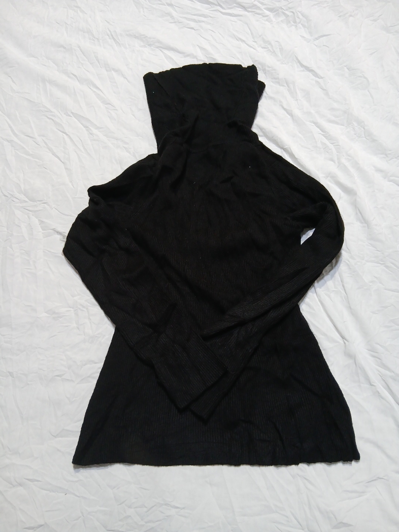 INC International Concepts Black Turtleneck Knit T..