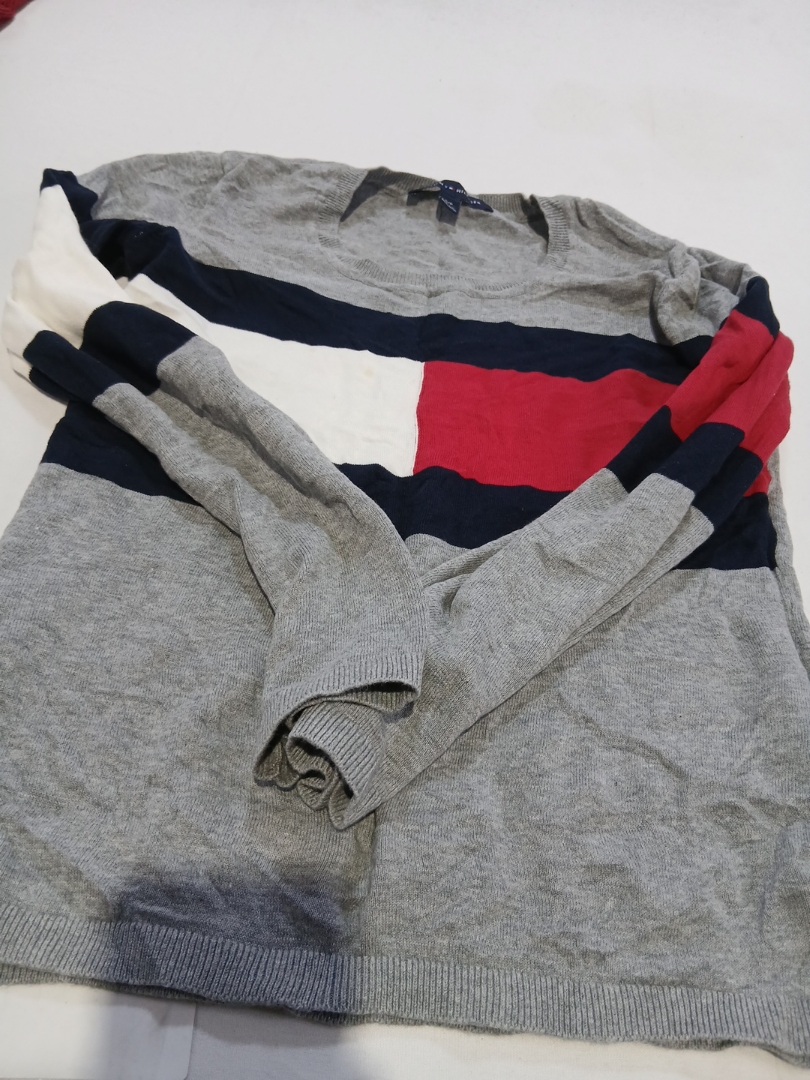 Tommy Hilfiger Grey Knit Sweater