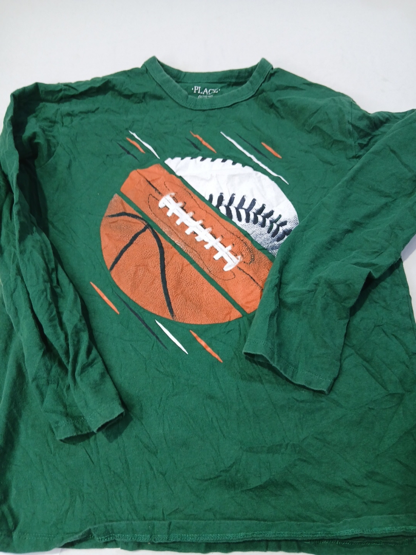 Green Long Sleeve T-shirt with Sports Graphic