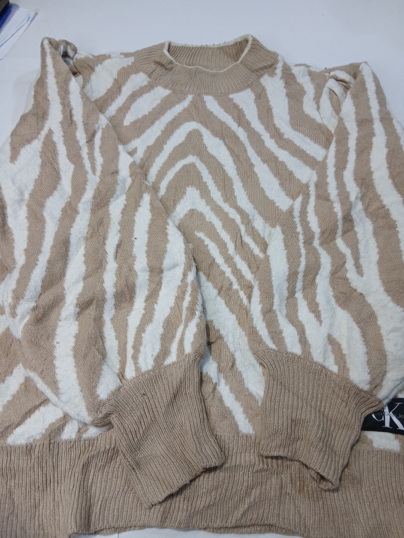 Maglione lavorato a maglia con stampa zebra Calvin..